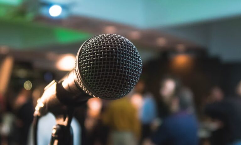 microphone